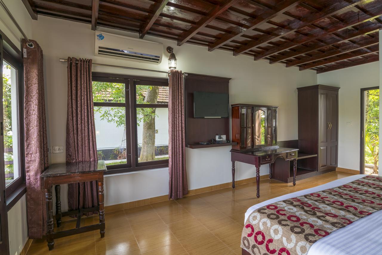 Warmth Lake Haven Alappuzha Εξωτερικό φωτογραφία