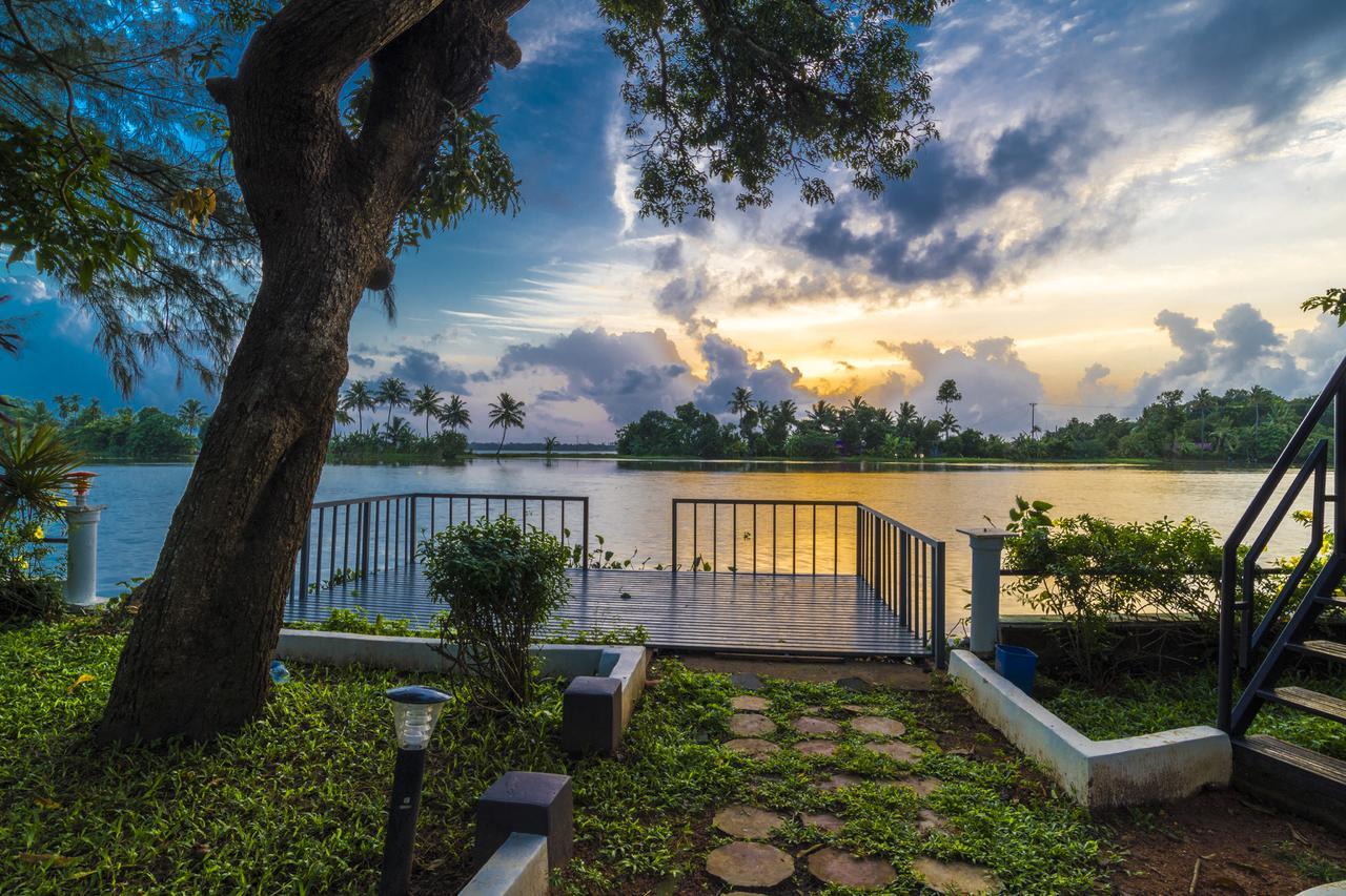 Warmth Lake Haven Alappuzha Εξωτερικό φωτογραφία