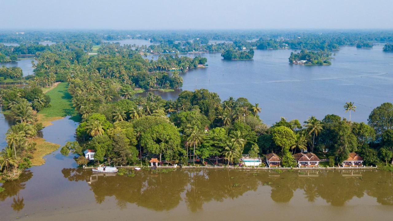 Warmth Lake Haven Alappuzha Εξωτερικό φωτογραφία