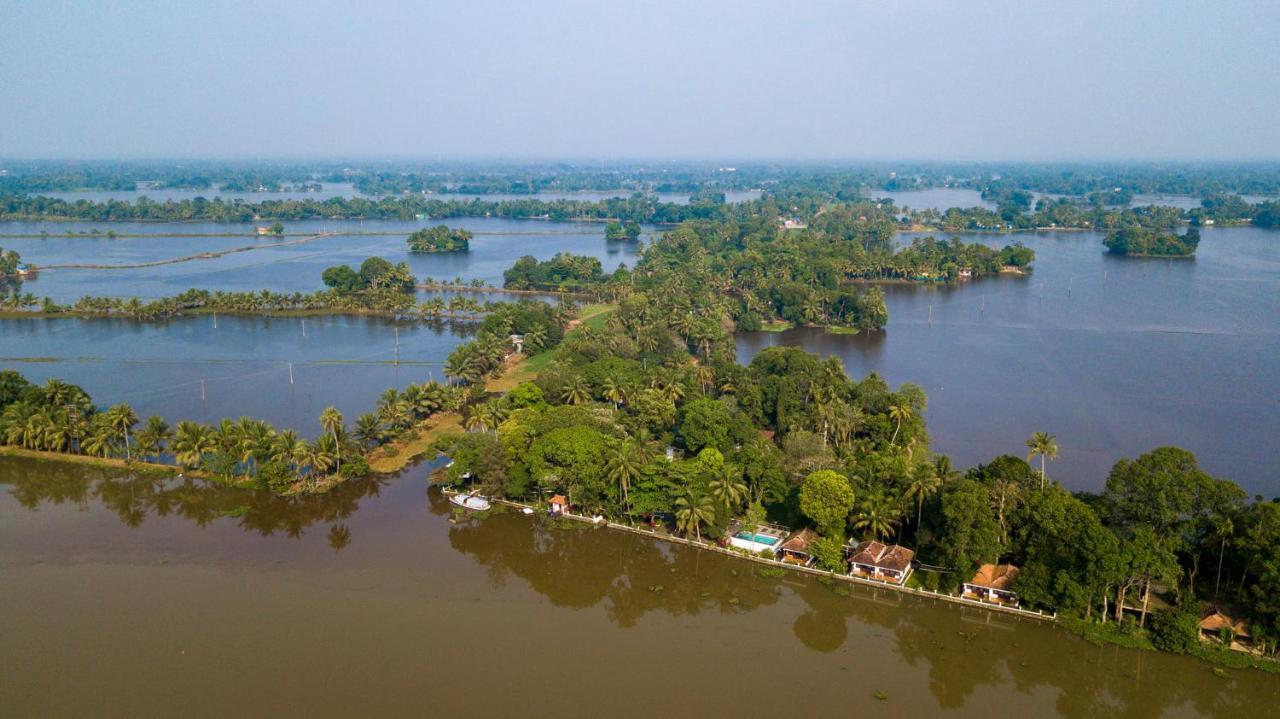 Warmth Lake Haven Alappuzha Εξωτερικό φωτογραφία